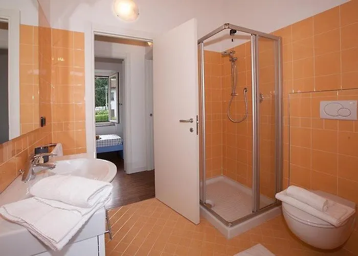 Uno Pool Side בית נופש *