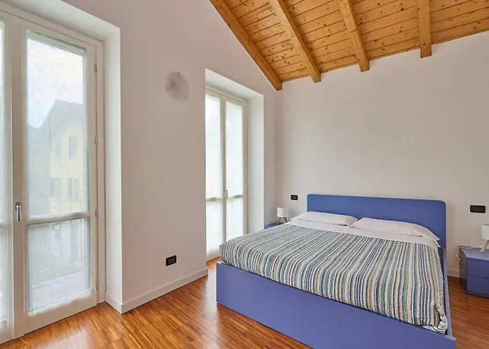 בית נופש Uno Pool Side *