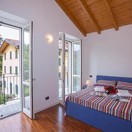 Uno Pool Side 펜션