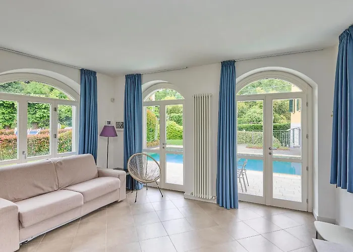 Uno Pool Side * Белладжо